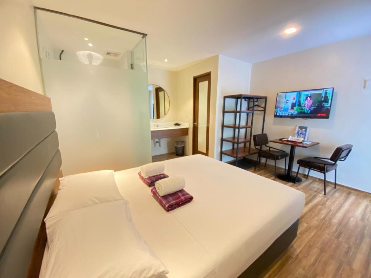 The Hub District Garden Suites Pasay Bagian luar foto